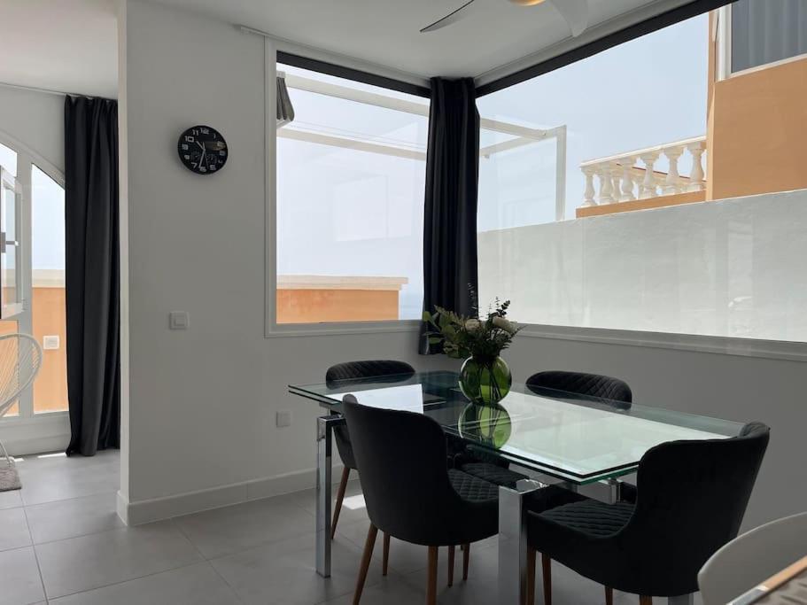 דירות אדחה Sunset Terrace Ocean View מראה חיצוני תמונה